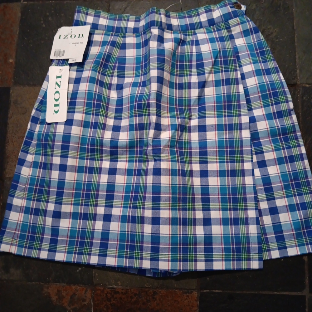 Izod Women's Blue and White Plaid Mini Skirt